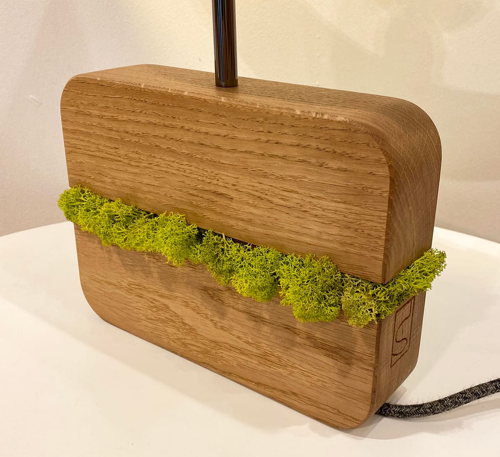 base en chêne massif et lichen stabilisé