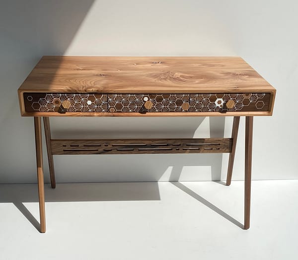 Bureau "Happy polygones"